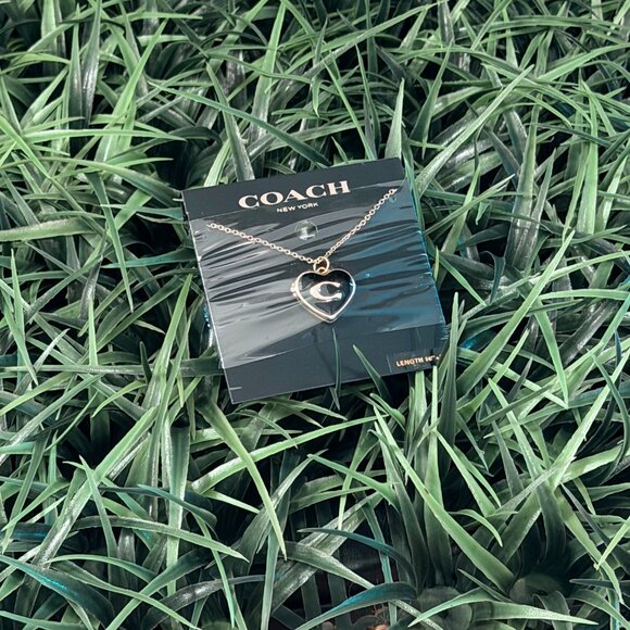 Coach Black Heart Locket Necklace Gold Tone 16–18” Chain Signed Pendant - Picture 3 of 3